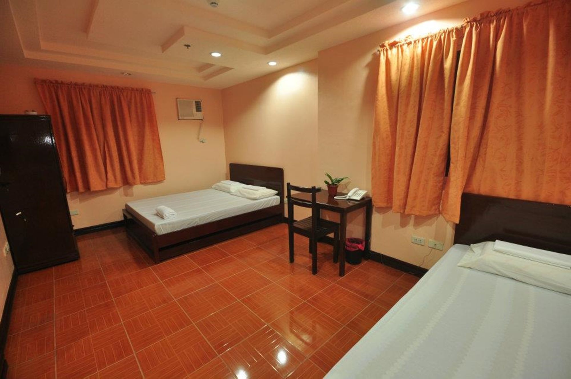 Rooms R Us - Voyagers Palace Puerto Princesa Extérieur photo