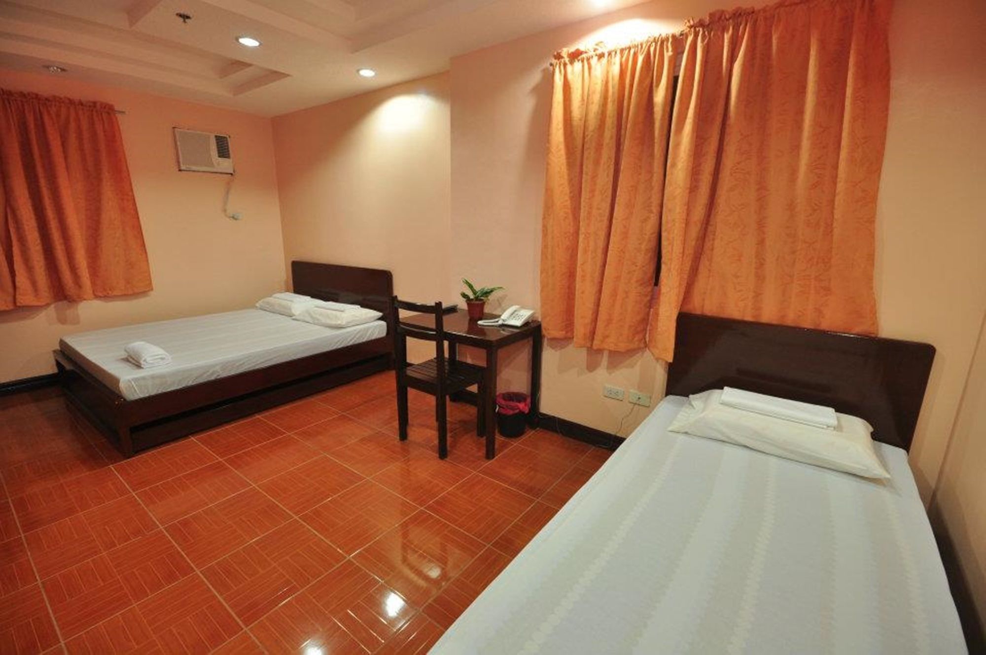 Rooms R Us - Voyagers Palace Puerto Princesa Extérieur photo